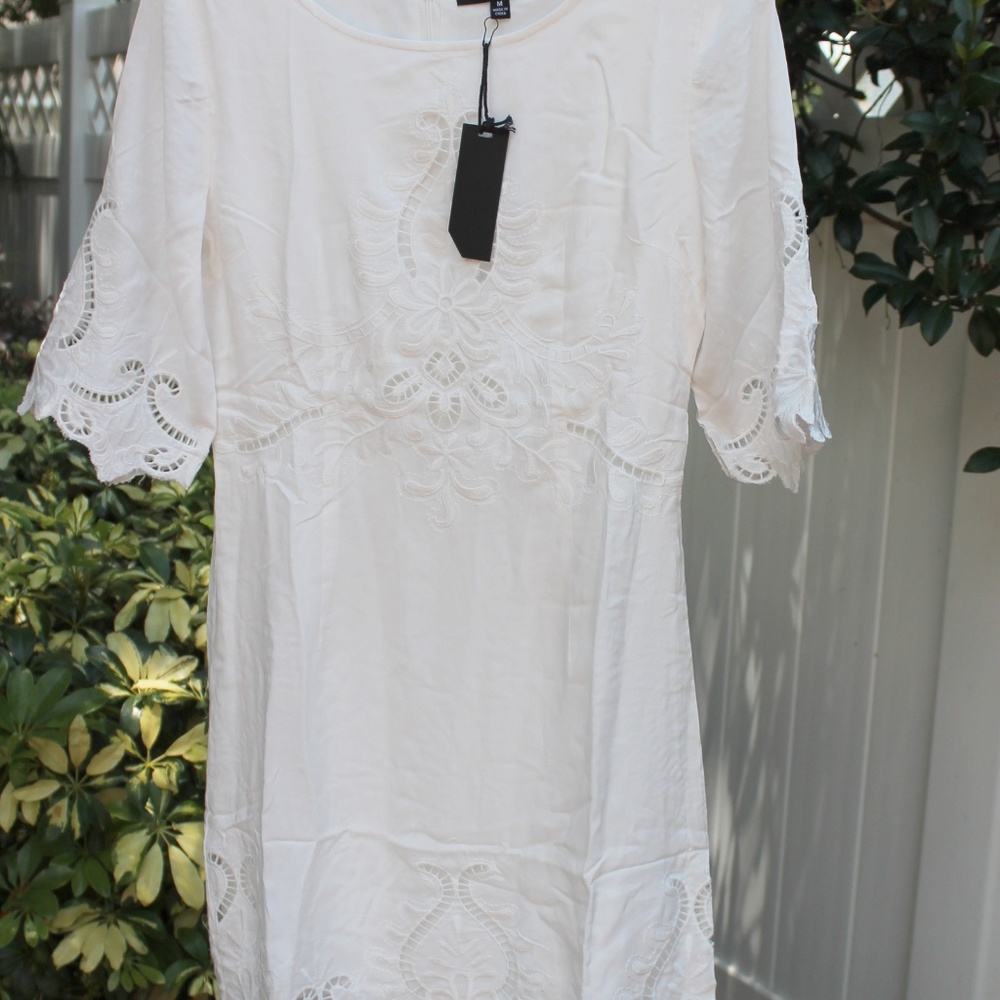 58WD CLASSY DAINTY QUARTER SLEEVE IVORY DRESS  NEW
